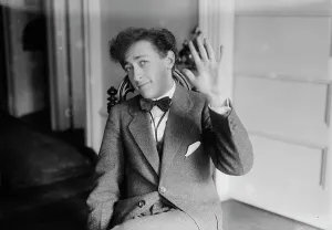 Friendly Prints: Heifetz, 1917. Creator: Bain News Service