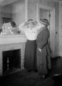 Adjusting Prints: Heink, between c1915 and c1920. Creator: Bain News Service