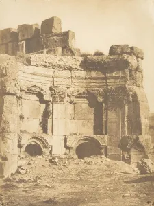 Lebanon Prints: Hemicycle de l enceinte des Temples, a Baalbek, September 15, 1850