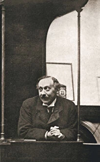 Court Case Collection: Herbert Gladstone in the witness box at the trial of Emmeline Pankhurst and others, London, 1908