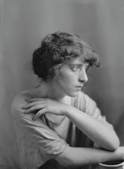 Hilda Kelleher, portrait photograph, 1934. Creator: Arnold Genthe