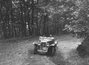 Hillman Aero Minx competing in the B&HMC Brighton-Beer Trial, Fingle Bridge Hill, Devon, 1934