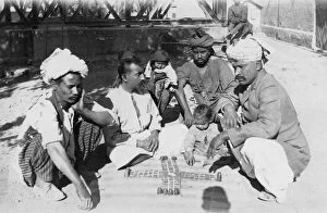 Images Dated 15th October 2007: Hindus gambling, India, 1916-1917