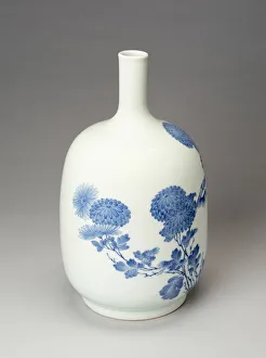 Hirado Ware Sake Bottle with Design of Chrysanthemums, 19th century. Creator: Unknown Hirado Ware Sake Bottle with Design of Chrysanthemums, 19th century. Creator: Unknown