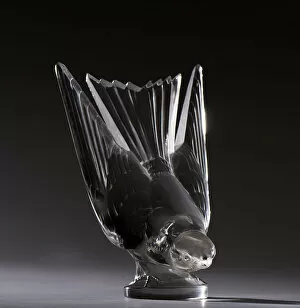 Automibilia Gallery: Hirondelle Lalique mascot. Creator: Unknown