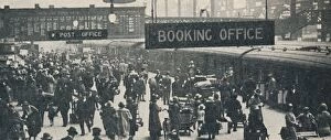 Cecil J Allen Collection: A Holiday Scene at Liverpool Street Station, 1926