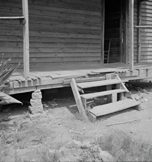Dilapidated Prints: Home of a Greene County, Georgia, fieldhand, 1937. Creator: Dorothea Lange
