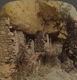 Underwood Underwood Gallery: Homes of a Vanished Race - Cliff Dwellings in Walnut Canyon, Arizona, 1903