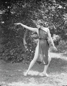 Revealing Prints: Hornbeck, Solveig, Miss, 1921 June 21. Creator: Arnold Genthe
