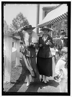 Skirts Prints: Horse Shows, Butler Bowles and Miss Maurine