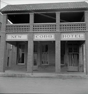 Brickwork Prints: Hotel in Memphis, Texas, 1937. Creator: Dorothea Lange