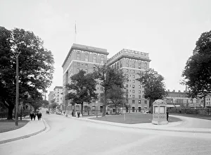 Multi Storey Prints: Hotel Richmond, Richmond, Va. c.between 1910 and 1920. Creator: Unknown