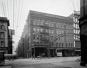 Multi Storey Prints: Hotel Star, Columbus, Ohio, between 1900 and 1910. Creator: Unknown