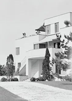 House at The Shallows, property of Lucien Hamilton Tyng, Southampton, Long Island, 1931 Creator: Arnold Genthe. House at The Shallows, property of Lucien Hamilton Tyng, Southampton, Long Island, 1931 Creator: Arnold Genthe
