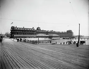 Old Point Comfort Prints: Hygeia Hotel, Old Point Comfort, Va. 1902. Creator: Unknown