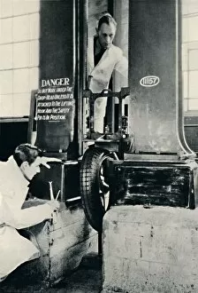 Blackie Son Collection: An Impact Test in the Dunlop Test House, 1937