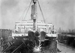 Transatlantic Prints: IMPERATOR, between c1910 and c1915. Creator: Bain News Service
