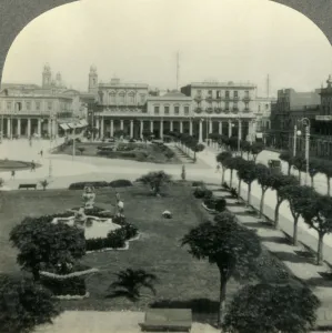 Independence Plaza, Montevideo, Uruguay, c1930s. Creator: Unknown