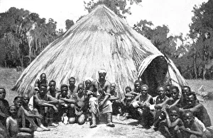German East Africa Prints: Indigenes des bords du Tanganyika; Afrique Australe, 1914. Creator: Unknown