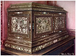 Images Dated 27th February 2009: Inlaid jewel casket of walnut wood with panelled front, sides and top, 1910.Artist: Edwin Foley