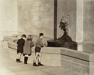 Gargoyle Prints: Interested children, 1930s. Creator: AJ Wales
