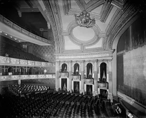 Vaudeville Theatre Prints: Interior of Temple Theatre, Detroit, Mich. between 1900 and 1905. Creator: Unknown