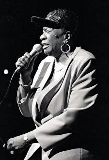 Irene Prints: Irene Reid, Ronnie Scotts, London, 1994. Artist: Brian O Connor