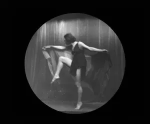 Modern Dance Prints: Isadora Duncan dancer, between 1915 and 1923. Creator: Arnold Genthe