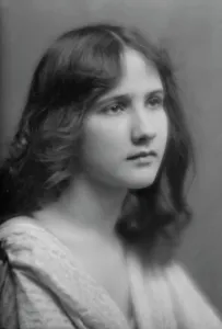Isadora Duncan dancer, portrait photograph, between 1915 and 1923. Creator: Arnold Genthe