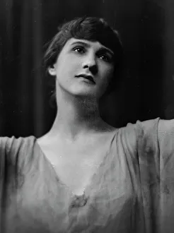 Isadora Prints: Isadora Duncan dancer, portrait photograph, between 1915 and 1923. Creator: Arnold Genthe