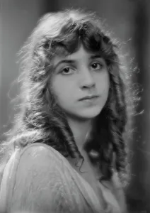 Isadora Prints: Isadora Duncan dancer, portrait photograph, between 1915 and 1923. Creator: Arnold Genthe
