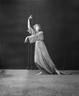 Isadora Duncan dancers, between 1915 and 1923. Creator: Arnold Genthe