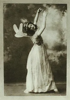 Opera Ballet Theatreportrait Prints: Isadora Duncan as the first fairy in A Midsummer night's Dream