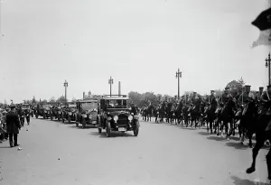 Italian Commission To U.S. - Scenes On Arrival, May 23, 1917, 23 May 1917. Creator: Harris & Ewing. Italian Commission To U.S. - Scenes On Arrival, May 23, 1917, 23 May 1917. Creator: Harris & Ewing