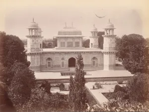 Mirza Ghiyas Beg Prints: Itmad-Ud-Daulahs Tomb, Agra, 1860s-70s. Creator: Unknown