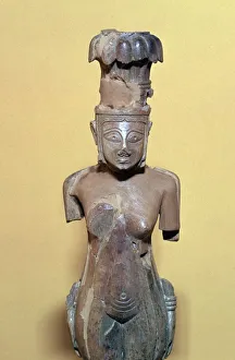 Astarte Gallery: Ivory Phoenician figurine of a woman, 8th century BC