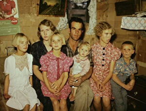 Group Portrait Gallery: Jack Whinery and his family, homesteaders, Pie Town, New Mexico, 1940. Creator: Russell Lee