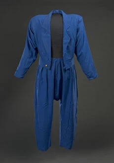 Outfit Gallery: Jacket and pants worn by MC Hammer in music video for 'They Put Me in the Mix'
