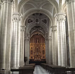 Jaen Baeza Catedral. Nave Central Y Altar Mayor