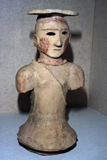 Japanese Haniwa figure of Shamaness Tomb-figure, 5th-6th century Japanese Haniwa figure of Shamaness Tomb-figure, 5th-6th century