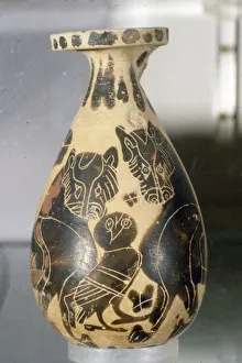 Jar with design of Owl and Panthers, Corinthian Style, 7th century BC Jar with design of Owl and Panthers, Corinthian Style, 7th century BC