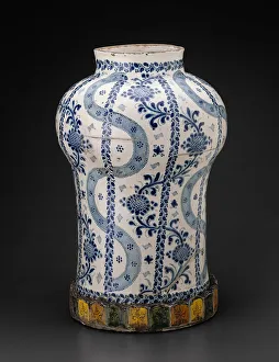 Jar with Vertical Flowing Bands and Vines with Sunflowerlike Blossoms, 1700 / 50