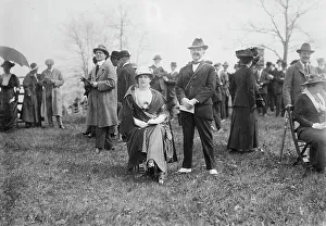 Country Estate Prints: J.E. Aldred & wife, 1914. Creator: Bain News Service