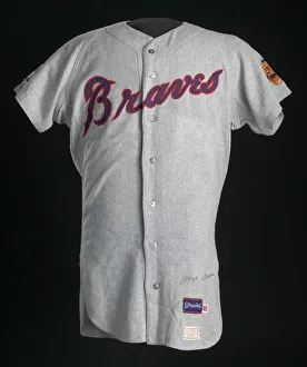 Autograph Gallery: Jersey for the Atlanta Braves worn and autographed by Hank Aaron, 1968-1969
