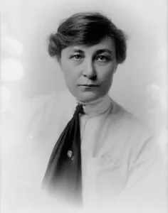Clerk Prints: Jessie L. Simpson, 1917. Creator: Harris & Ewing