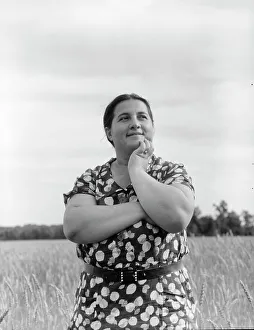 Jewish-American farm mother, Mrs. Cohen, wife of the farm manager, Hightstown, New Jersey, 1936. Creator: Dorothea Lange