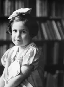 Short Hair Prints: Jewish Federation activities involving children, 1934 Sept. 17. Creator: Arnold Genthe