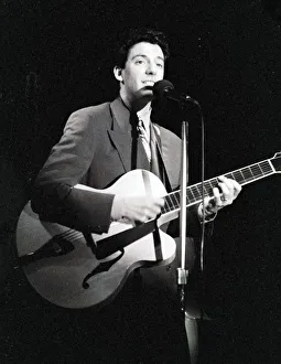 Pizzarelli Prints: John Pizzarelli, Pizza On The Park, London, 1993. Artist: Brian O Connor