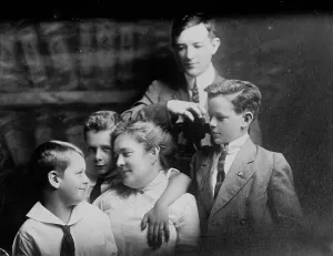 J Daniels Prints: Josephus Daniel's Family, between c1910 and c1915. Creator: Bain News Service