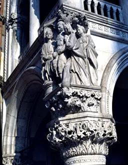 Images Dated 4th April 2013: The Judgment of Solomon, sculpture of 1404